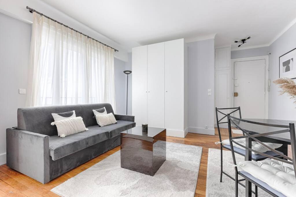Matignon Saint-Honore : Magnifique Appartement 1Br 파리 외부 사진