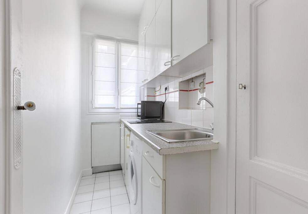 Matignon Saint-Honore : Magnifique Appartement 1Br 파리 외부 사진