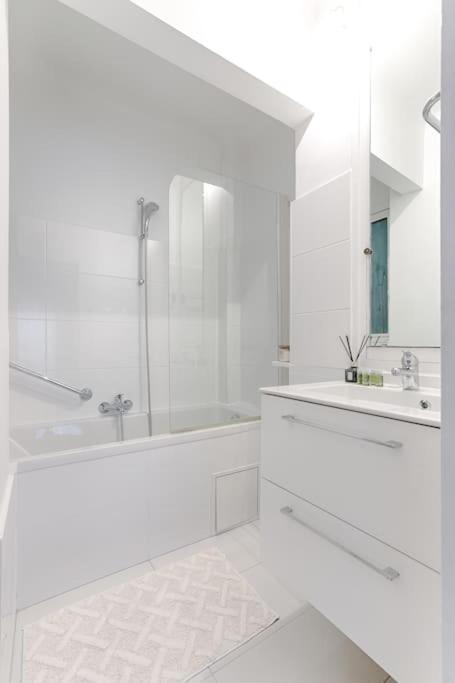 Matignon Saint-Honore : Magnifique Appartement 1Br 파리 외부 사진